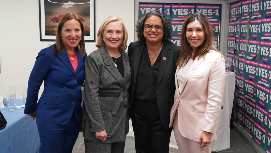 Ενδιάμεσες εκλογές ΗΠΑ: Θρίαμβος για την ελληνική ομογένεια - Οι συμμαχίες που οδήγησαν στη νίκη-«κλειδί» του Φέτερμαν