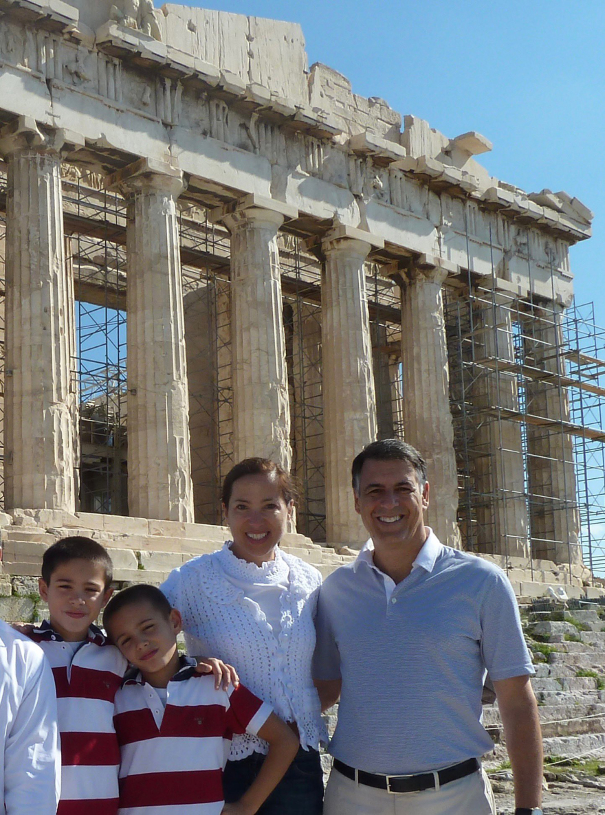 Ενδιάμεσες εκλογές ΗΠΑ: Θρίαμβος για την ελληνική ομογένεια - Οι συμμαχίες που οδήγησαν στη νίκη-«κλειδί» του Φέτερμαν