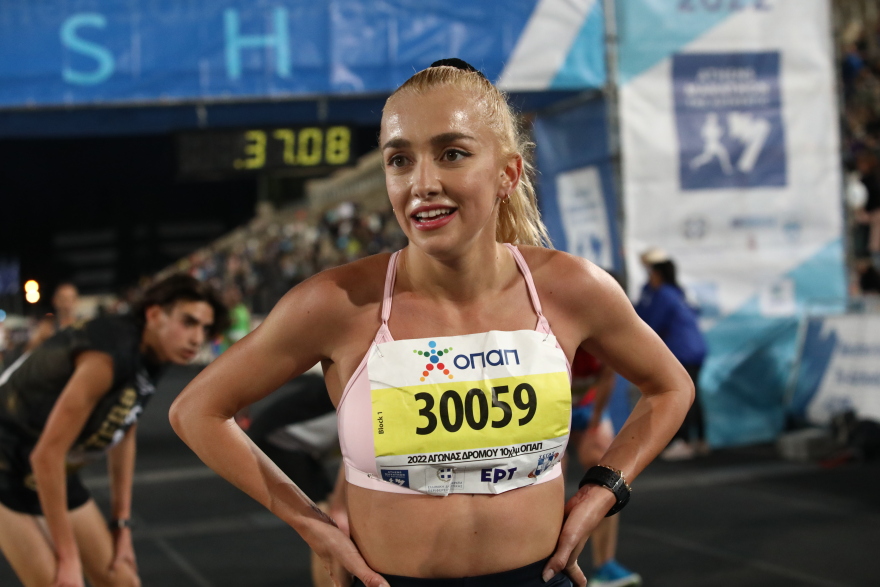 39ος Μαραθώνιος: Χιλιάδες δρομείς κατέκλυσαν την Αθήνα για τα 10 χλμ  - Οι στιγμές που ξεχώρισαν (φωτογραφίες)