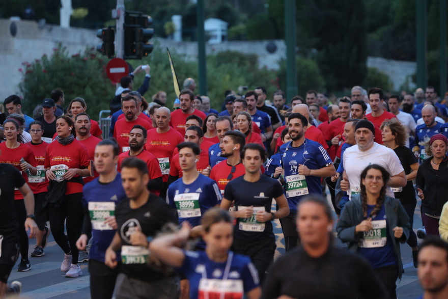 39ος Μαραθώνιος: Οι κυκλοφοριακές ρυθμίσεις για την Κυριακή 13/11 - Ποιοι δρόμοι κλείνουν, πώς κινούνται τα ΜΜΜ