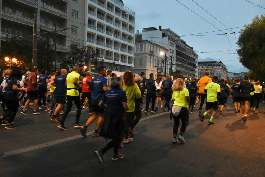 39ος Μαραθώνιος: Άνοιξαν οι δρόμοι στο κέντρο - Ομαλοποιείται η κυκλοφορία των οχημάτων 