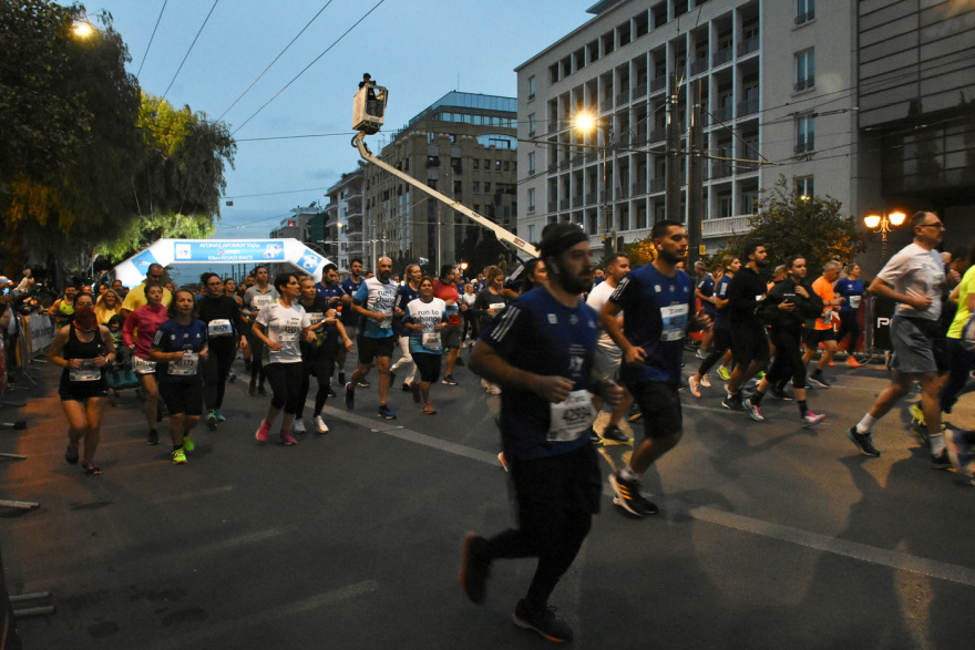 39ος Μαραθώνιος: Άνοιξαν οι δρόμοι στο κέντρο - Ομαλοποιείται η κυκλοφορία των οχημάτων 