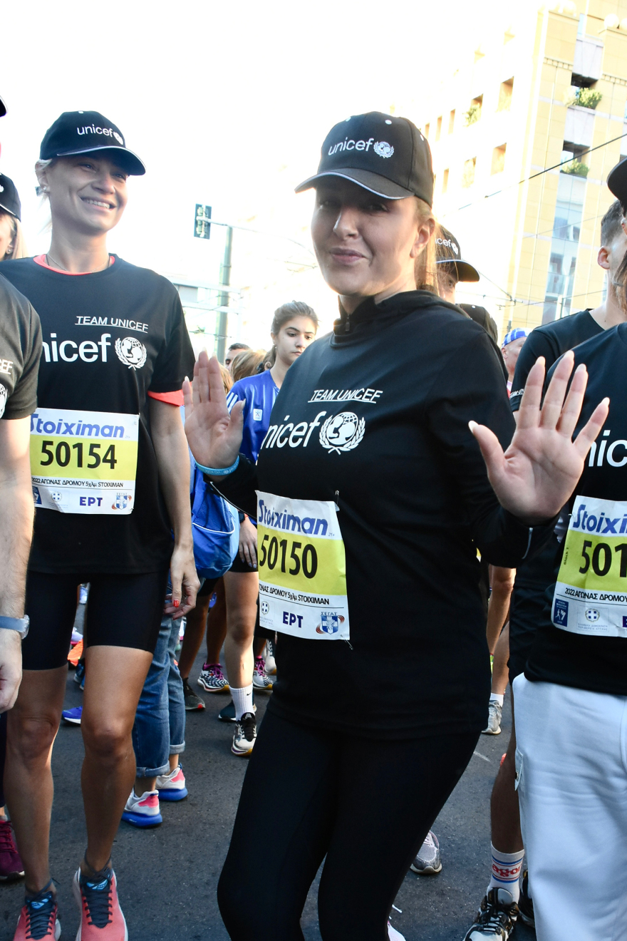 Παπαρίζου, Σκορδά, Φραγκούλης και άλλοι επώνυμοι στον Μαραθώνιο - Δείτε φωτογραφίες