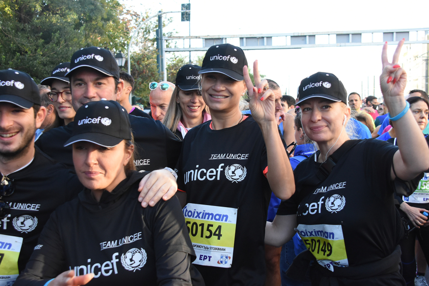 Παπαρίζου, Σκορδά, Φραγκούλης και άλλοι επώνυμοι στον Μαραθώνιο - Δείτε φωτογραφίες