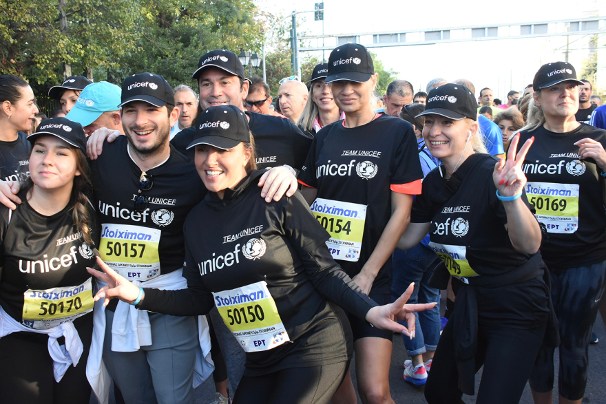 Παπαρίζου, Σκορδά, Φραγκούλης και άλλοι επώνυμοι στον Μαραθώνιο - Δείτε φωτογραφίες