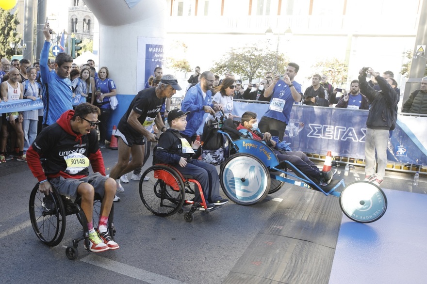 Ο 39ος Αυθεντικός Μαραθώνιος της Αθήνας σε 21 φωτογραφικά «κλικ» 