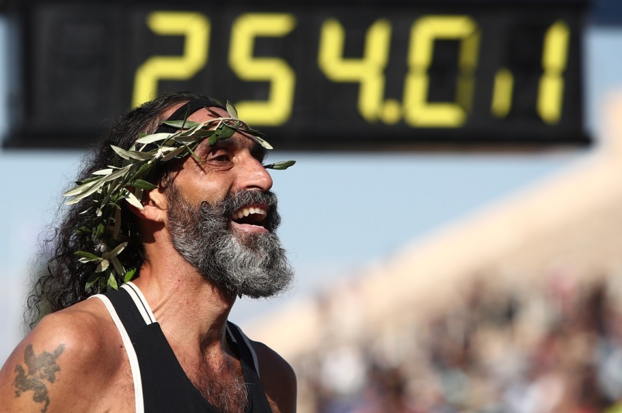 Ο 39ος Αυθεντικός Μαραθώνιος της Αθήνας σε 21 φωτογραφικά «κλικ» 