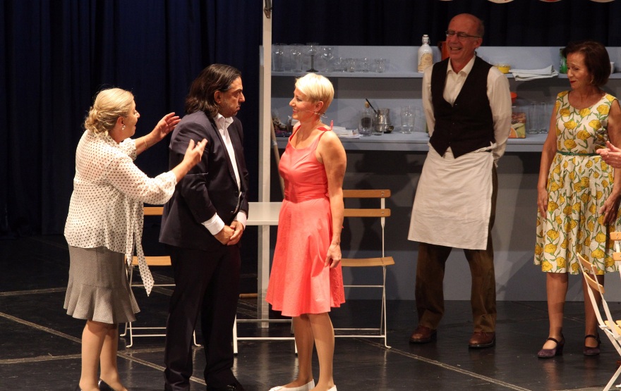 Νατάσσα Παζαΐτη: Πρωταγωνίστρια στη «Θεία από το Σικάγο» - Δείτε φωτογραφίες