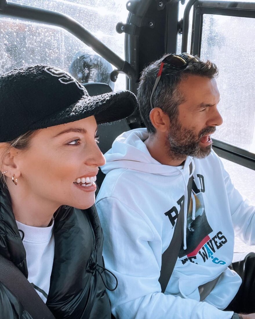 Αθηνά Οικονομάκου: Εύχεται στον Φίλιππο Μιχόπουλο για τη γιορτή του με τρυφερές τους φωτογραφίες