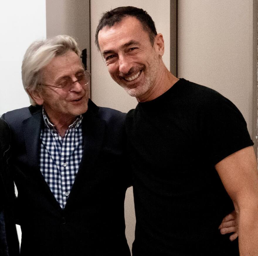 Δημήτρης Παπαϊωάννου: Φρενίτιδα για τα εισιτήρια της νέας του παράστασης - Βίντεο και φωτογραφίες