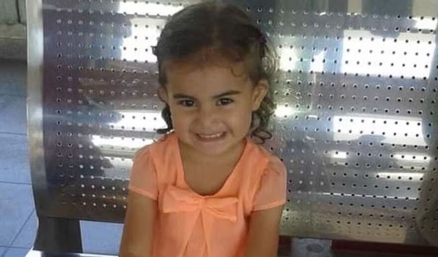 Έκρηξη στην Κωνσταντινούπολη: Τα πρόσωπα της τραγωδίας - Η Εκρίν, ο πατέρας της και το ζευγάρι με το μικρό παιδί