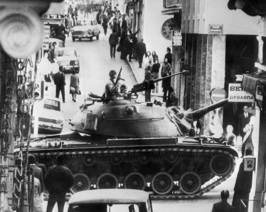 Πολυτεχνείο - Γιώργος Οικονόμου: Με πυροβόλησαν πισώπλατα - Σώθηκα από θαύμα