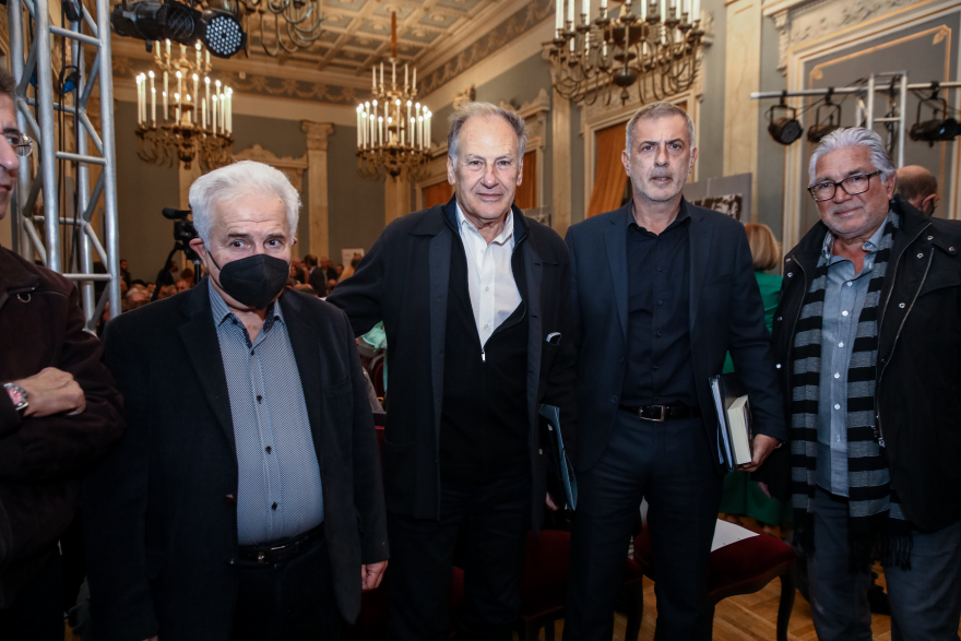 «Πριν σβήσουν τα φώτα»: Κώστας Λαλιώτης και Μίμης Ανδρουλάκης θυμούνται την εξέγερση του Πολυτεχνείου