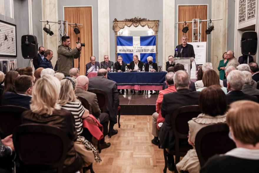 «Πριν σβήσουν τα φώτα»: Κώστας Λαλιώτης και Μίμης Ανδρουλάκης θυμούνται την εξέγερση του Πολυτεχνείου