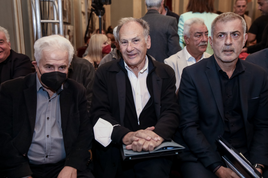 «Πριν σβήσουν τα φώτα»: Κώστας Λαλιώτης και Μίμης Ανδρουλάκης θυμούνται την εξέγερση του Πολυτεχνείου