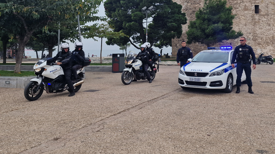 Θεσσαλονίκη: «Φτάσαμε σε 6' στο νοσοκομείο» - Πώς οι αστυνομικοί έσωσαν τον 6χρονο που πνιγόταν