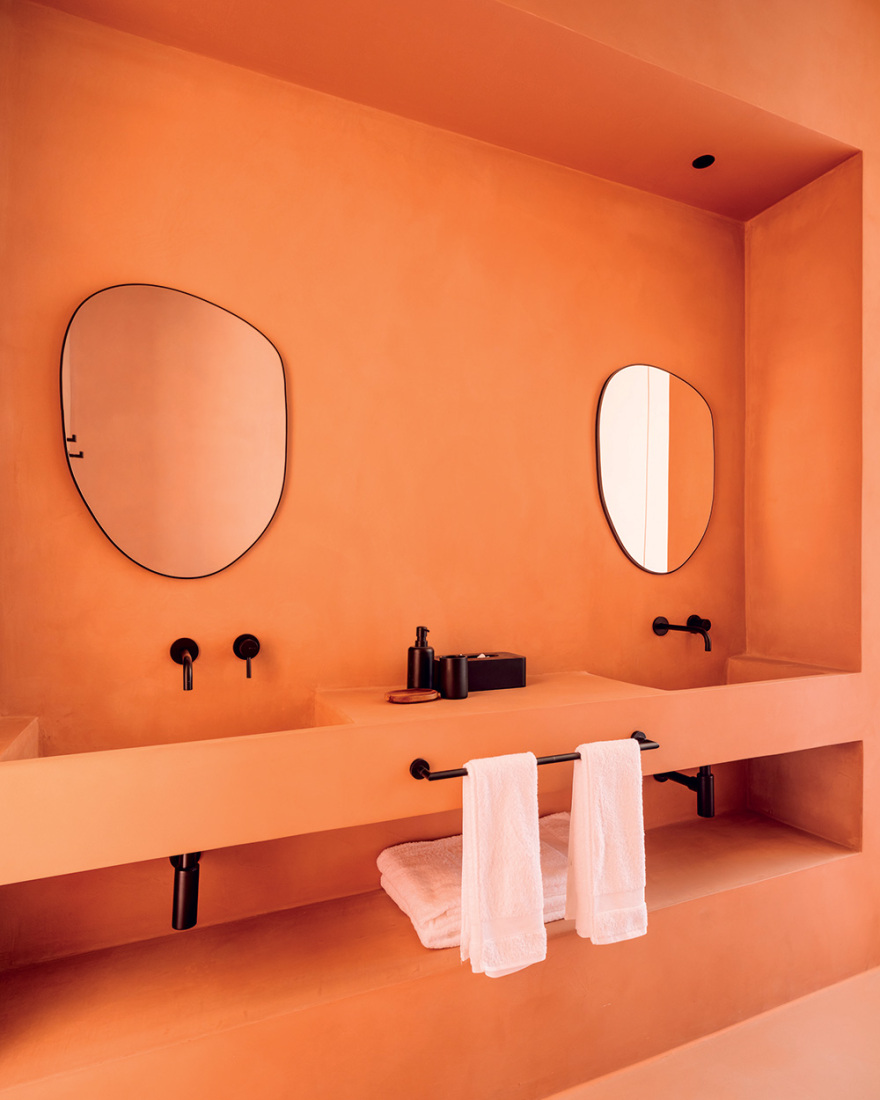 Βίλα Cronus: Στο στρογγυλό παλάτι των 7,5 εκατ. στην Αντίπαρο