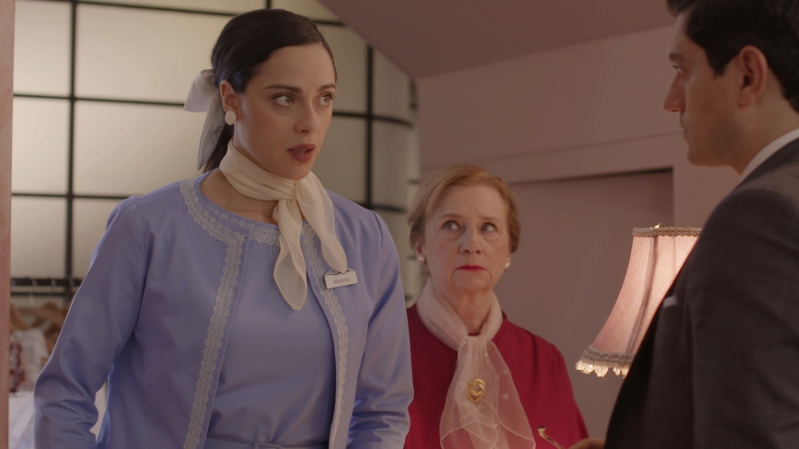 Παράδεισος των κυριών: Η σχέση του Χριστόφορου και της Βικτώριας αποκαλύπτεται 