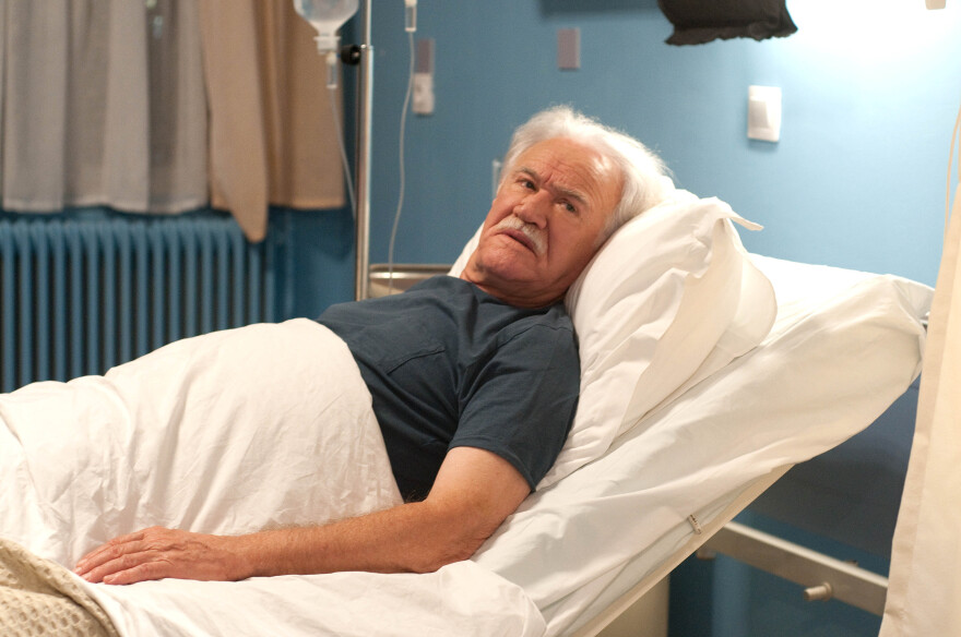 Η πτώση: Φωτογραφίες από τα γυρίσματα της νέας σειράς της ΕΡΤ