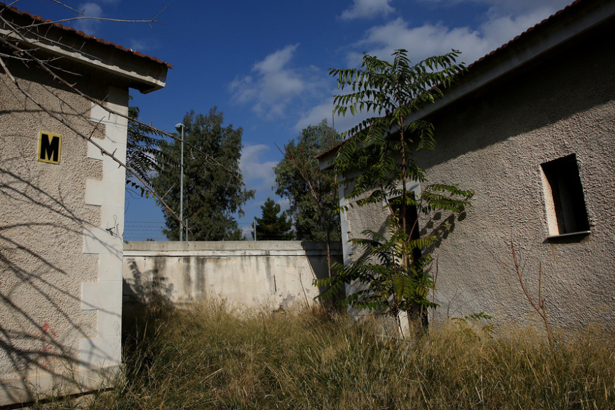 Οδοιπορικό στον χώρο των βασανιστηρίων του ΕΑΤ-ΕΣΑ στον Πειραιά - Δείτε φωτογραφίες