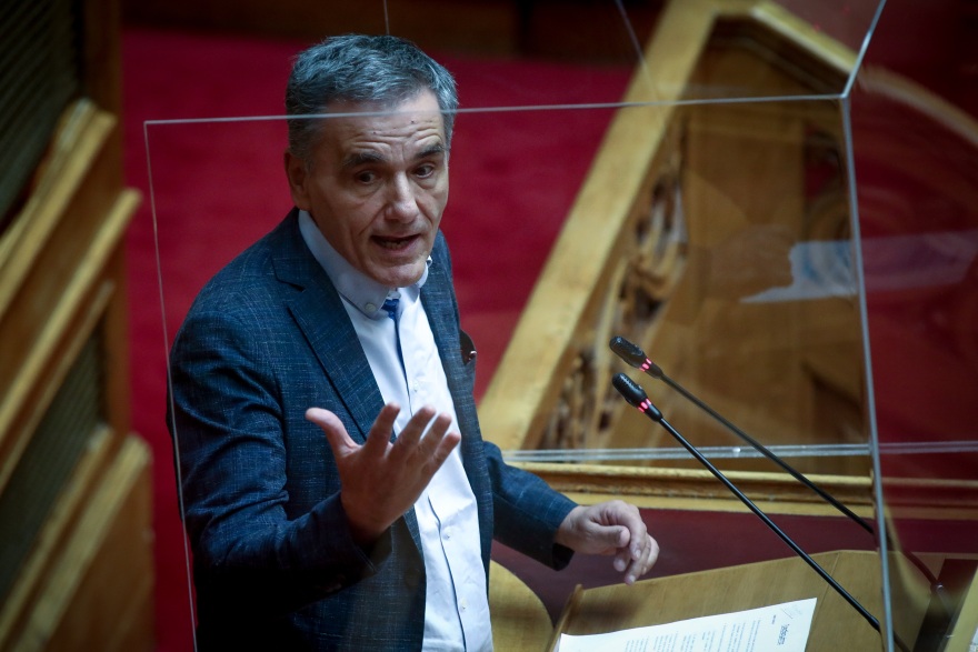 Κόντρα Γεωργιάδη - Τσακαλώτου: «Πάτε να στήσετε Novartis  No2» - «Υπάρχει κρίση δημοκρατίας» 