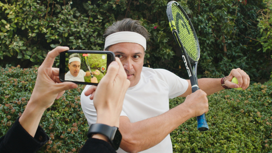 Ποιος Παπαδόπουλος: Ο Αρίστος δέχεται μια επίσκεψη από τα παλιά