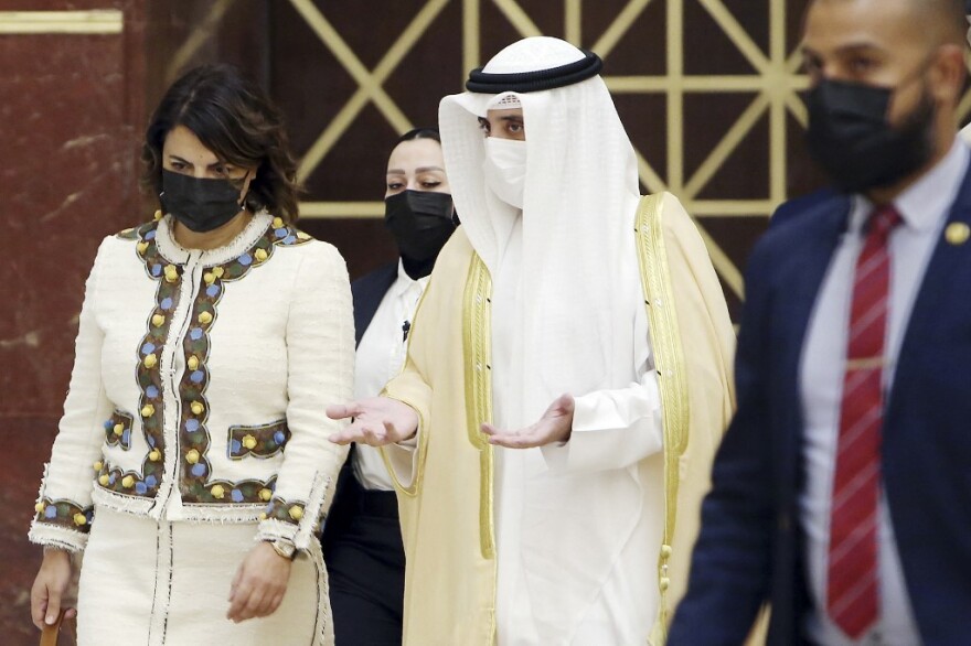 Νάιλα Μάνγκους - Η «αγαπημένη» του Τσαβούσογλου που επιχείρησε να παγιδεύσει τον Δένδια στην Τρίπολη