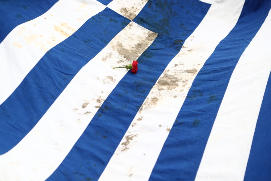 Πολυτεχνείο: Ειρηνική η πορεία στην Αθήνα - Άνοιξαν οι δρόμοι