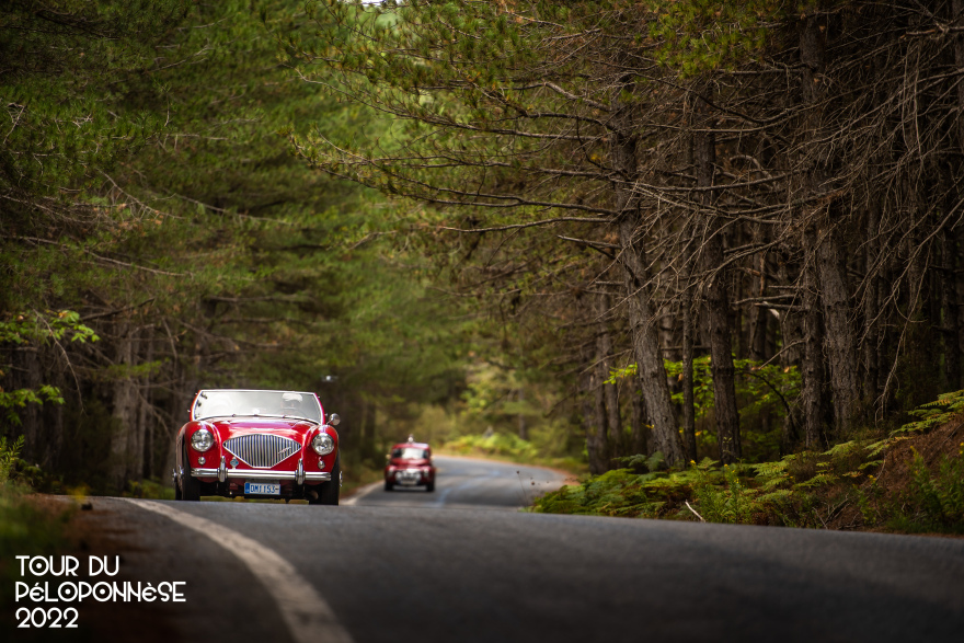 Tour du Péloponnèse: Η τεράστια επιτυχία του φετινού αγώνα κλασικών αυτοκινήτων