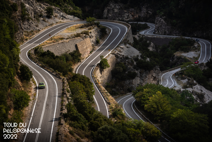 Tour du Péloponnèse: Η τεράστια επιτυχία του φετινού αγώνα κλασικών αυτοκινήτων