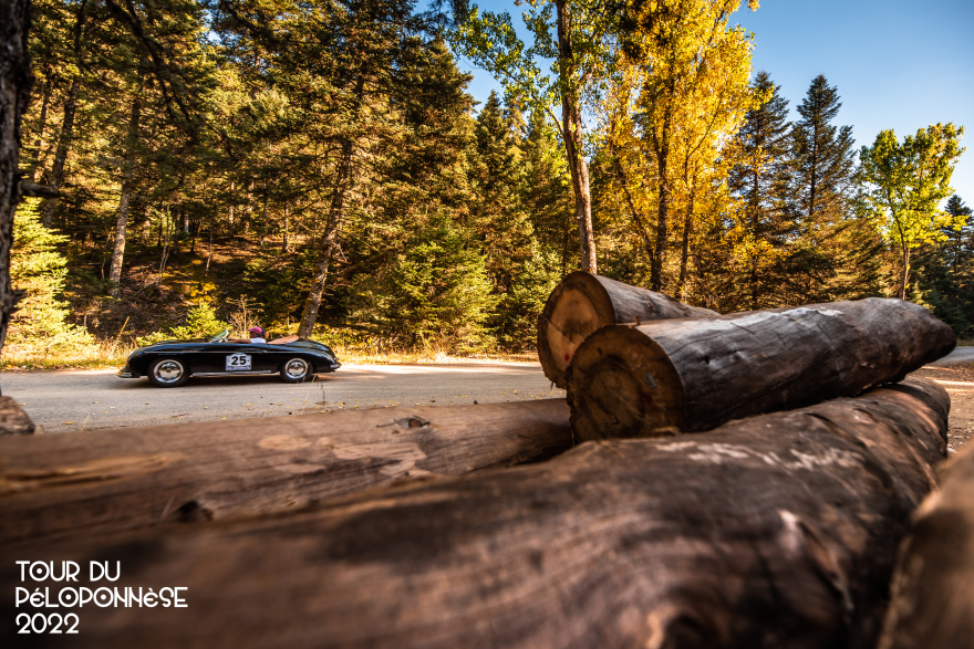 Tour du Péloponnèse: Η τεράστια επιτυχία του φετινού αγώνα κλασικών αυτοκινήτων