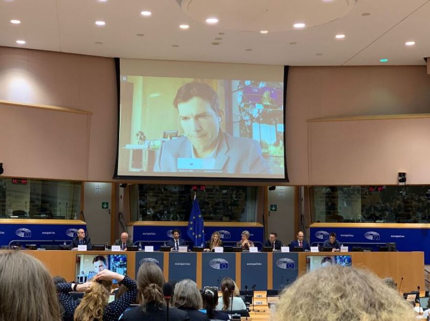 Εύα Καϊλή: H εβδομάδα καινοτομίας στο Ευρωκοινοβούλιο, ο Άστον Κούτσερ και η βασίλισσα του Βελγίου