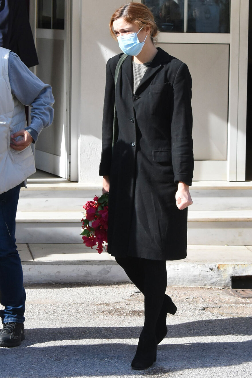 Μίνα Αδαμάκη: Αυτή την ώρα το τελευταίο «αντίο» στην ηθοποιό