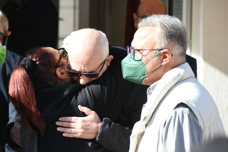 Μίνα Αδαμάκη: Αυτή την ώρα το τελευταίο «αντίο» στην ηθοποιό