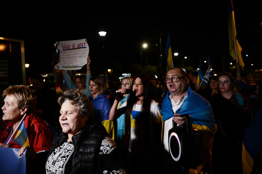 Ρουσλάνα: Στην αντιπολεμική συγκέντρωση Ουκρανών στην πλατεία Συντάγματος η τραγουδίστρια