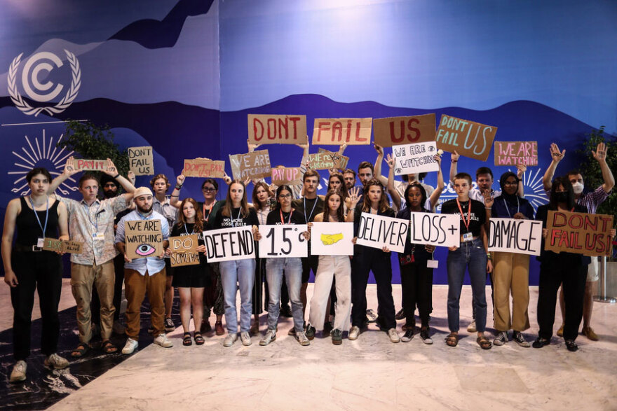 COP27: Ιστορική συμφωνία για πληρωμή των φτωχών χωρών που πλήττονται από την κλιματική αλλαγή