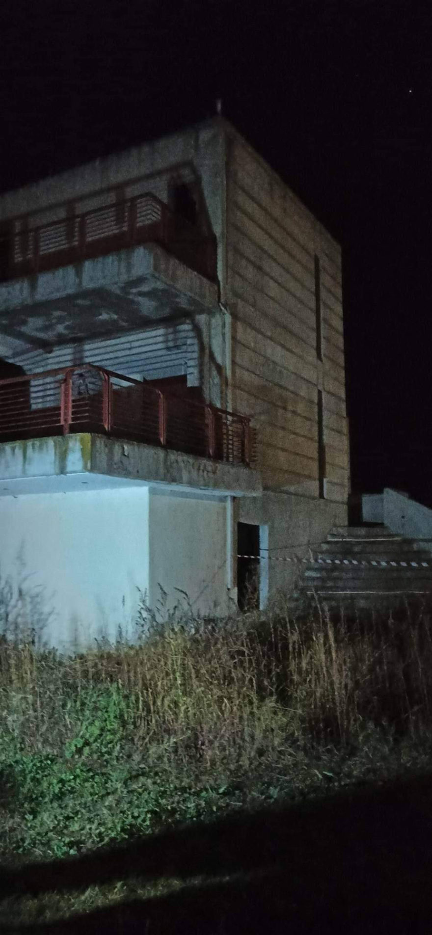 Χαλκιδική: Αυτοπυρπολήθηκε και πήδηξε στο κενό η 31χρονη