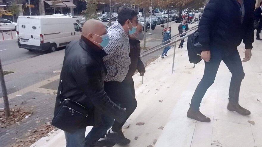 Θεσσαλονίκη: Προθεσμία για να απολογηθεί έλαβε ο Γερμανός παιδόφιλος που παρίστανε τον αστυνομικό