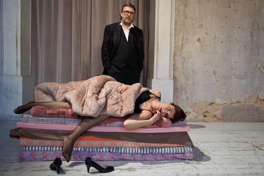 Ο «Μισάνθρωπος» του Μολιέρου επί σκηνής