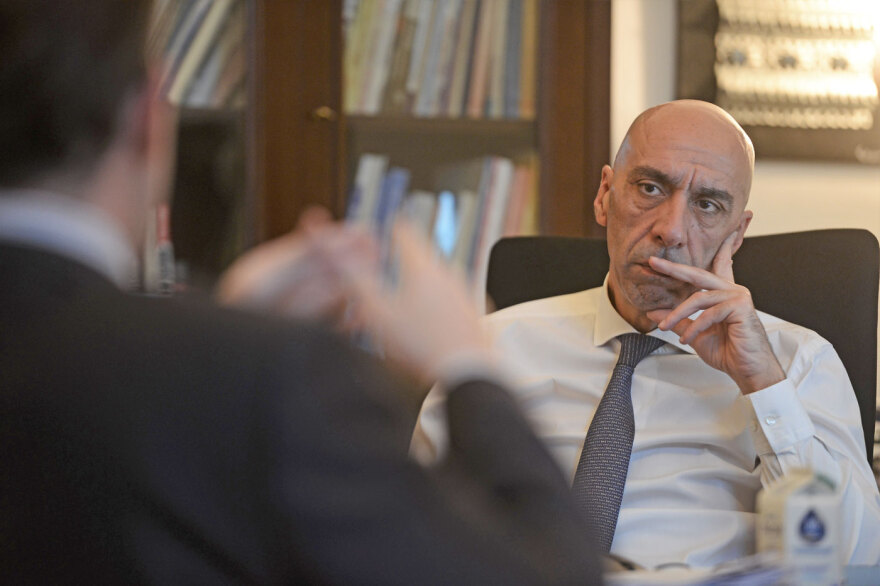 Γιάννης Μπρατάκος: Προσπαθούν χωρίς αποδείξεις να στήσουν Novartis 2 με τις «υποκλοπές»