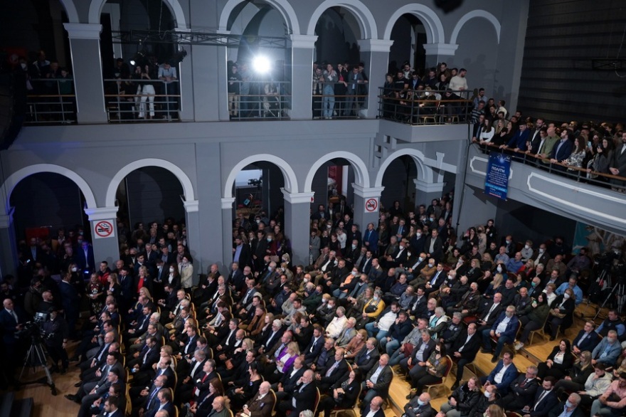 Μητσοτάκης στην Πάτρα: «Το καλάθι του νοικοκυριού δεν αφορά τους αριστερούς του χαβιαριού»