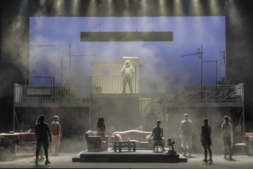 «Σπιρτόκουτο»: Χορεύοντας πάνω στα χαλάσματα της ελληνικής ψυχής