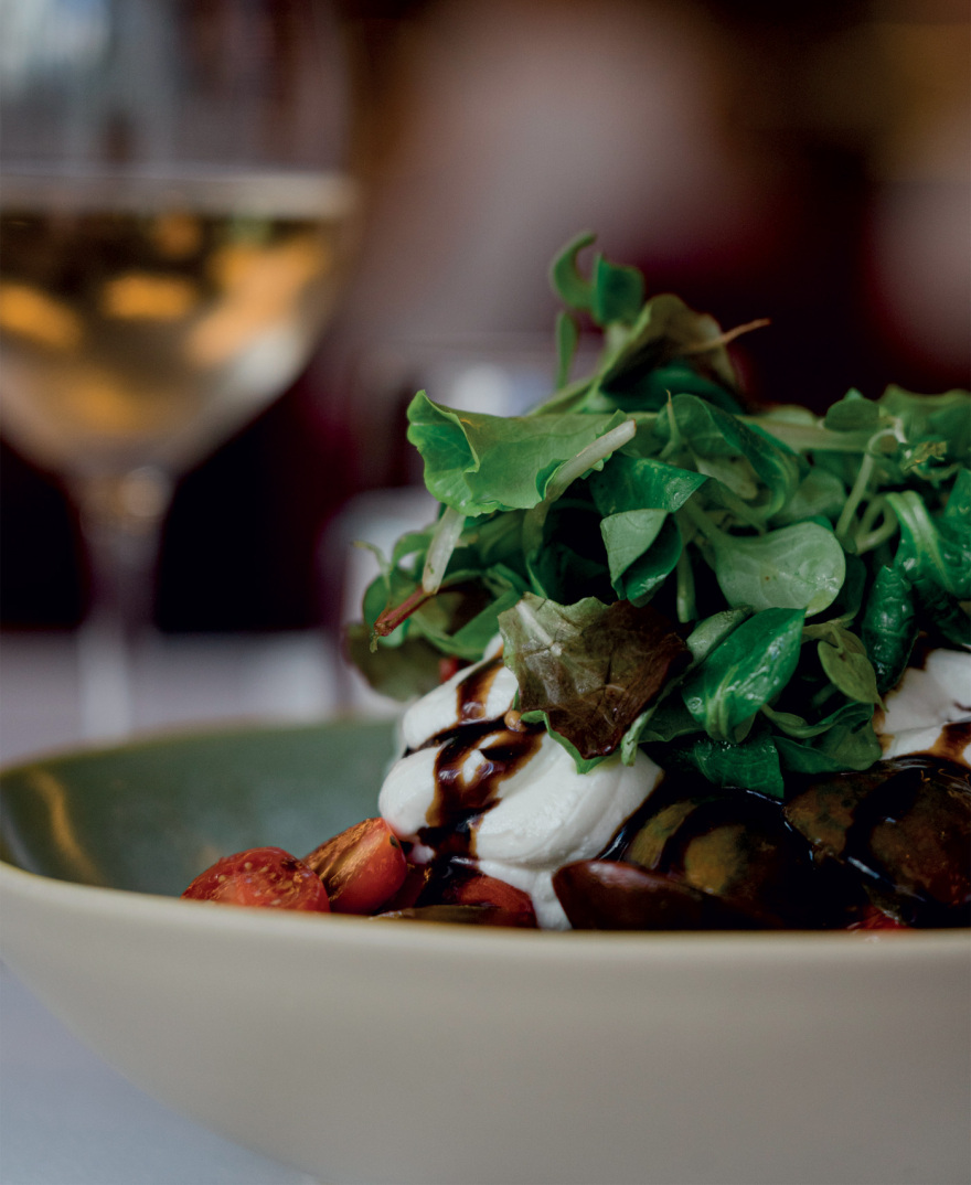 Νίκος Σκλήρας: Ο σεφ που κατέκτησε τον Michelin Guide