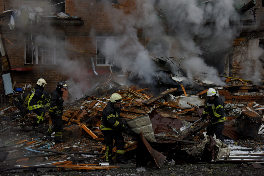 Πόλεμος στην Ουκρανία: Τέσσερις νεκροί σε ρωσική πυραυλική επίθεση στη Χερσώνα