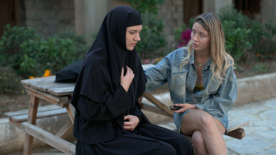 Μαύρο Ρόδο: Ο Πέτρος αντιδρά με την τροπή που πήραν τα πράγματα