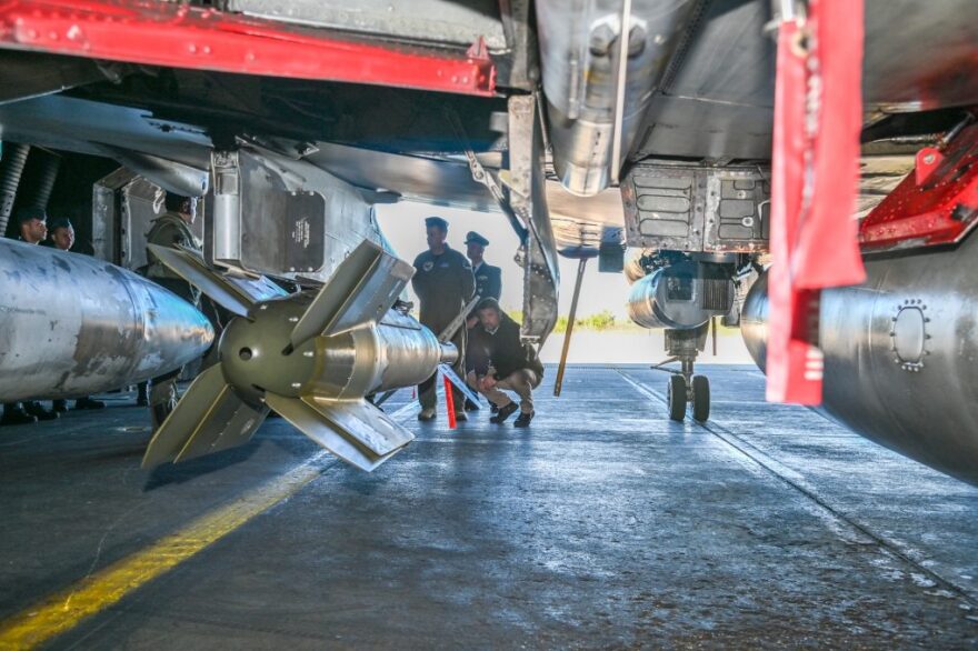 Στις αεροπορικές βάσεις Ανδραβίδας και Άραξου ο Χαρδαλιάς - Δείτε φωτογραφίες