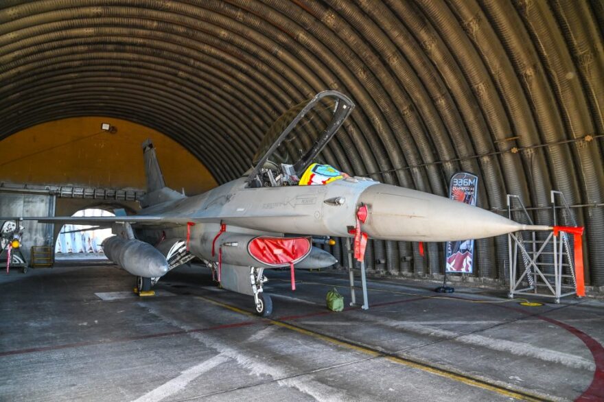 Στις αεροπορικές βάσεις Ανδραβίδας και Άραξου ο Χαρδαλιάς - Δείτε φωτογραφίες