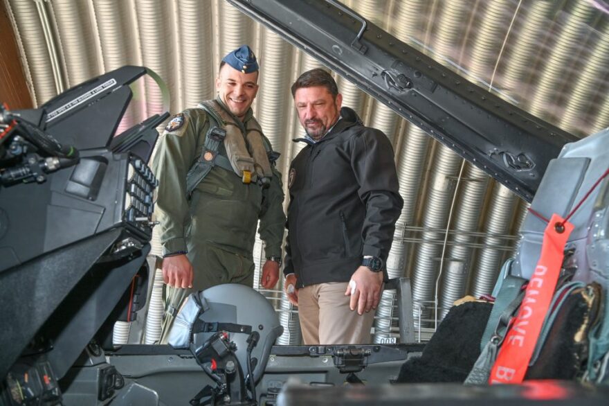 Στις αεροπορικές βάσεις Ανδραβίδας και Άραξου ο Χαρδαλιάς - Δείτε φωτογραφίες