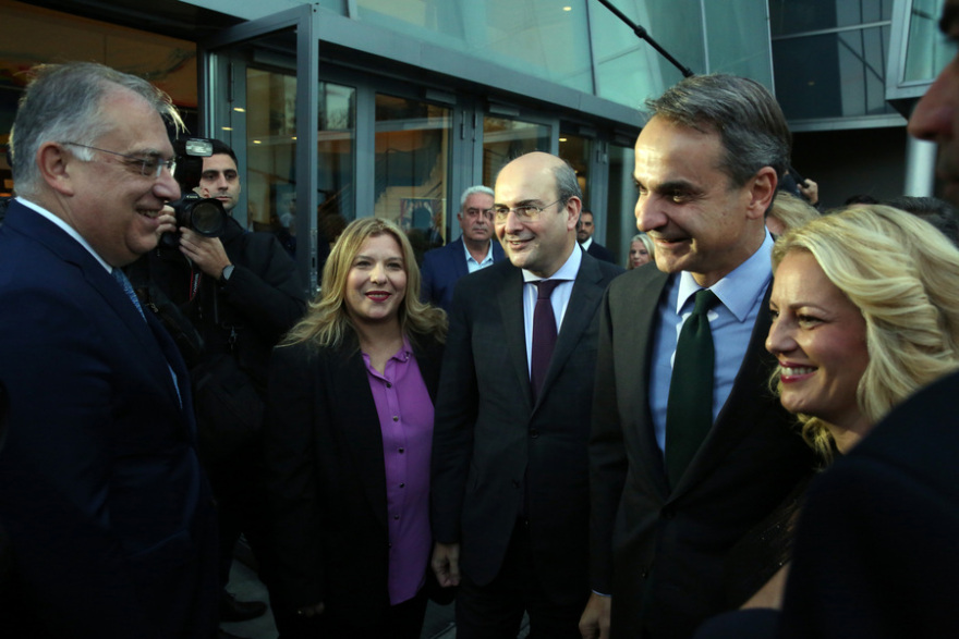 Μητσοτάκης: Μέτρα για την εξάλειψη της βίας κατά των γυναικών - Πιλοτική εφαρμογή του panic button σε Αθήνα και Θεσσαλονίκη