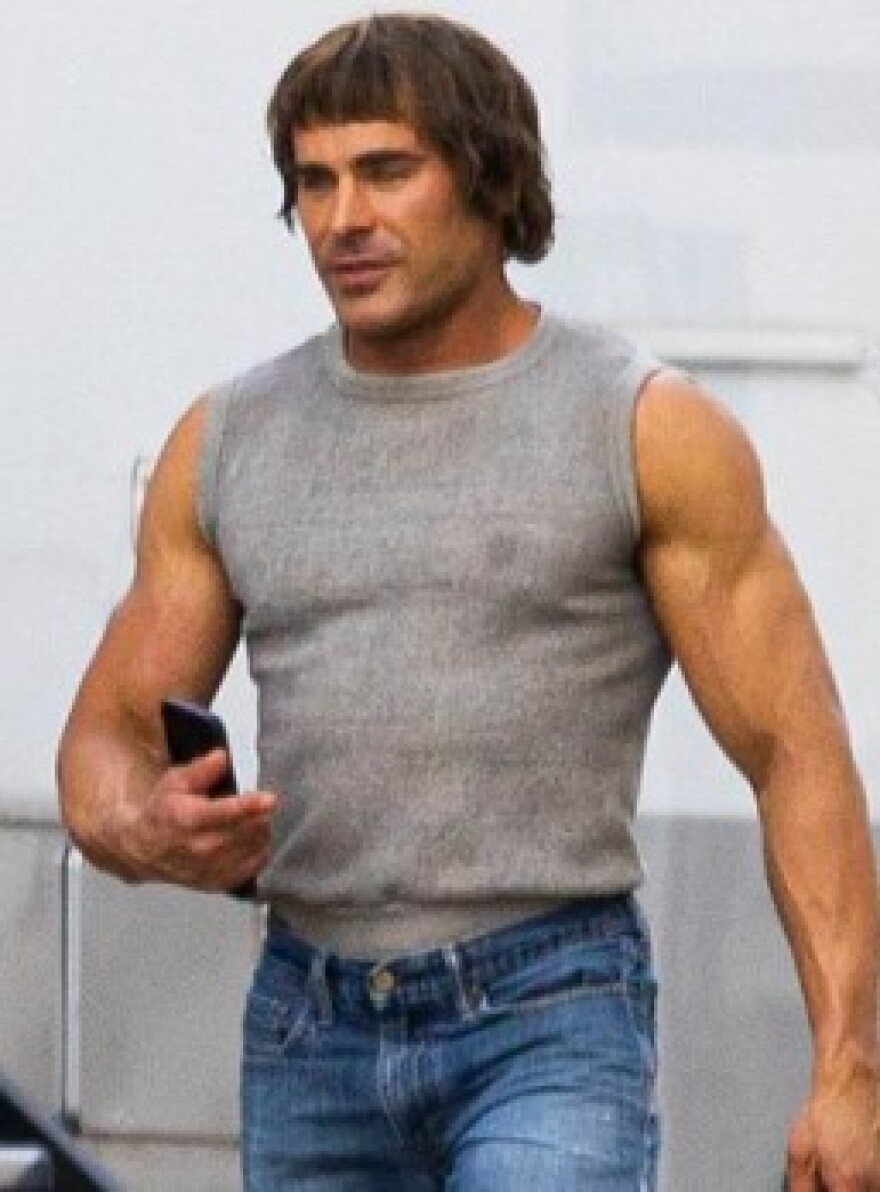 Ζακ Έφρον: Αποκάλυψε ότι κόντεψε να πεθάνει - Πώς κατέληξε αγνώριστος και… παραφουσκωμένος 